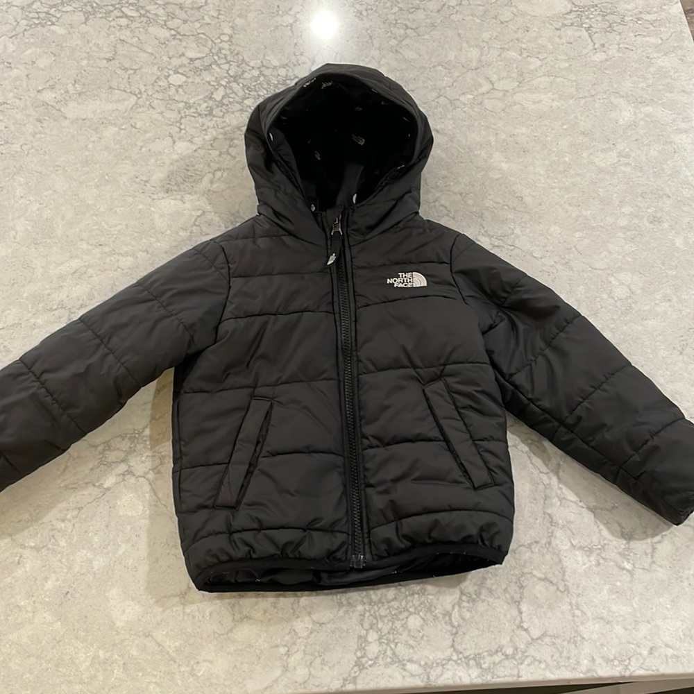 The North Face. Size 3T. Black.
